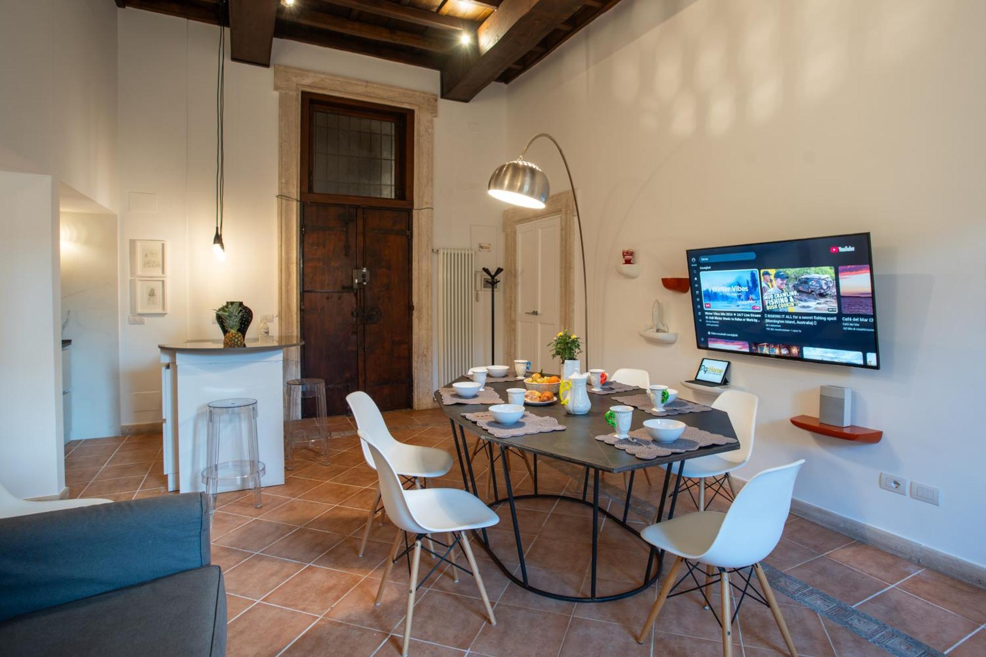 Pgrhome Domus Pantheon Apartment